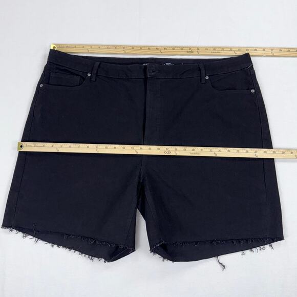 Old Navy Plus Women's OG Straight High Rise Jean Denim Short 3X Black - Picture 8 of 11